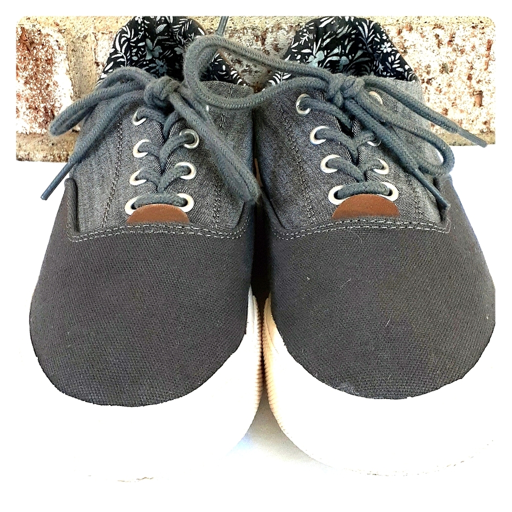 Crevo Men's Casual Sneaker